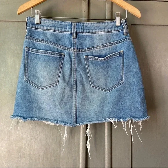 PacSun Distressed Two Toned Frayed Hem Denim Jean Skirt Size 26 Y2K - Picture 2 of 7